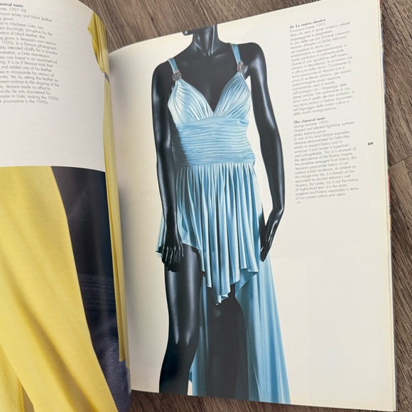 Gianni Versace Softcover Book by Leonardo Arte, 
English/Italian Edition - Picture 9 of 14